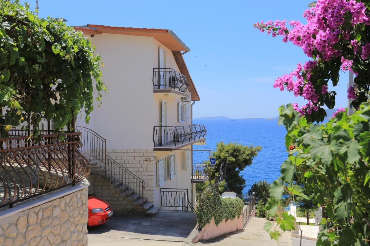 Apartments By The Sea Okrug Donji, Ciovo - 16657 Donji Okrug  Extérieur photo