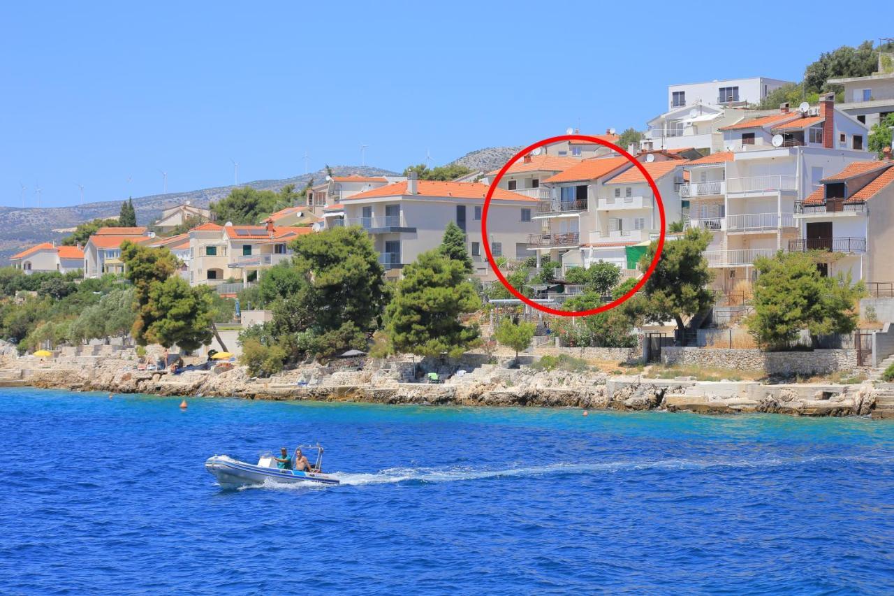 Apartments By The Sea Okrug Donji, Ciovo - 16657 Donji Okrug  Extérieur photo