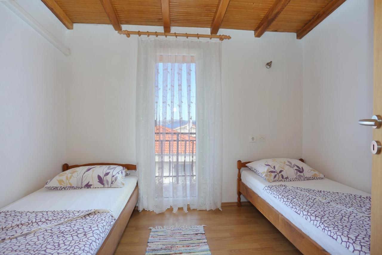 Apartments By The Sea Okrug Donji, Ciovo - 16657 Donji Okrug  Extérieur photo