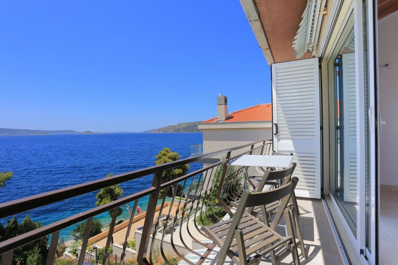 Apartments By The Sea Okrug Donji, Ciovo - 16657 Donji Okrug  Extérieur photo