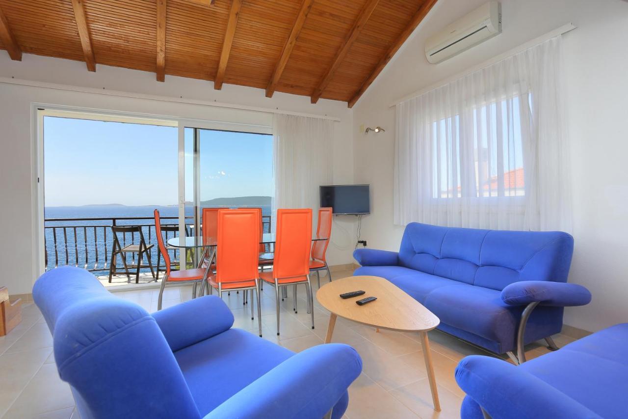 Apartments By The Sea Okrug Donji, Ciovo - 16657 Donji Okrug  Extérieur photo