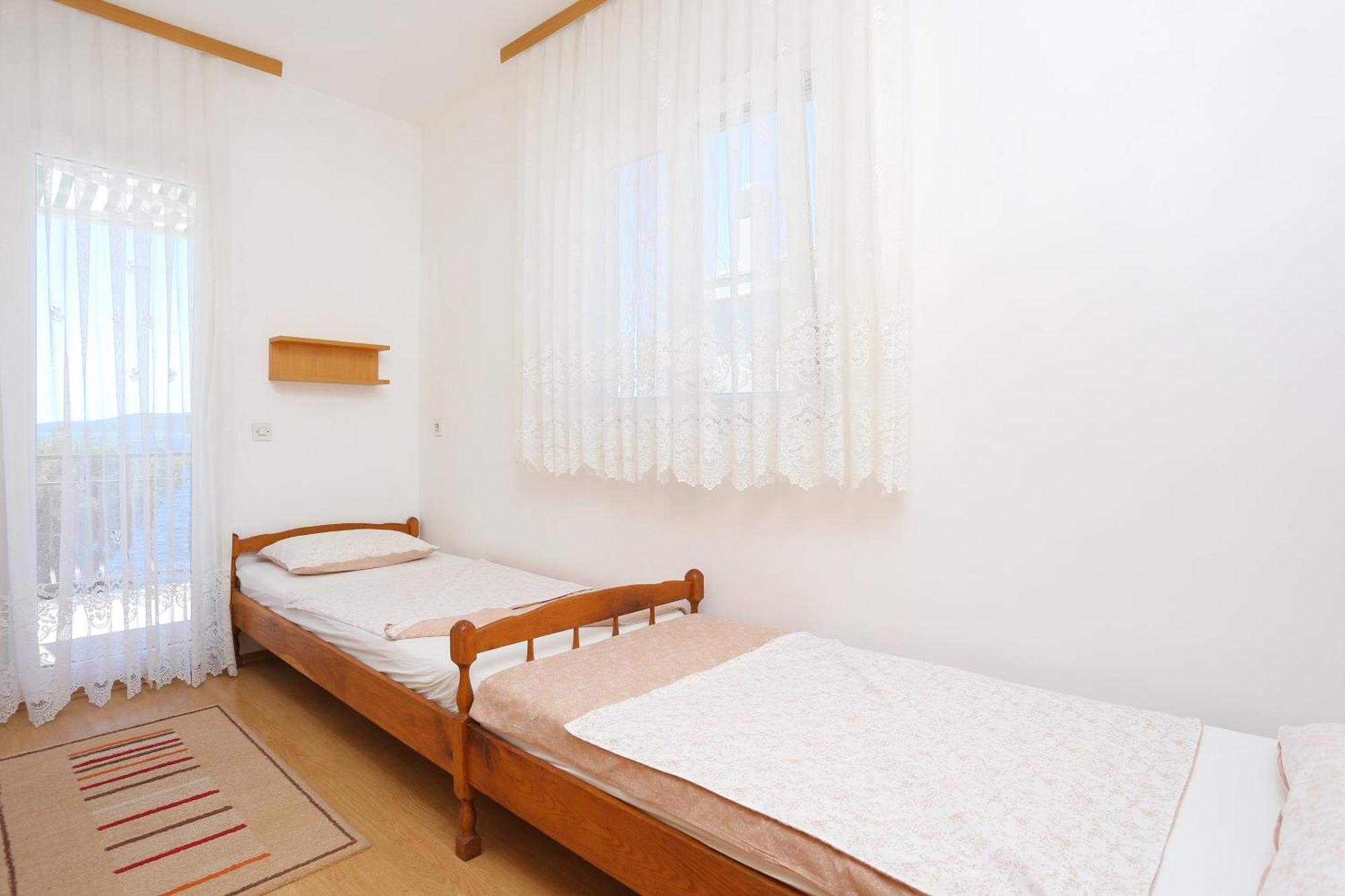 Apartments By The Sea Okrug Donji, Ciovo - 16657 Donji Okrug  Chambre photo